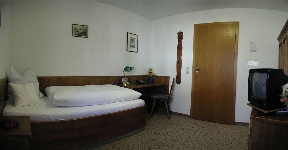 Hotel-Restaurant Gasthaus Bonimeier Niedergottsau Ngoại thất bức ảnh
